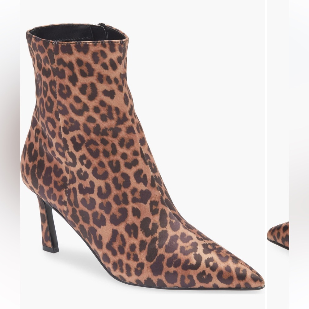 NWT Steve Madden Leopard Leena Pointed Boot